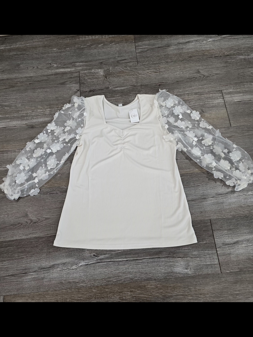 Cato Ivory Sheer Floral Puff Sleeve Top